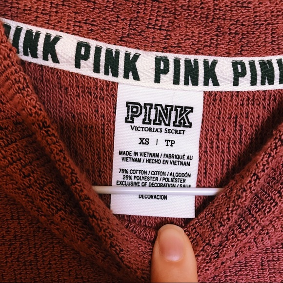 VS pink long sleeved sweater - Picture 5 of 7